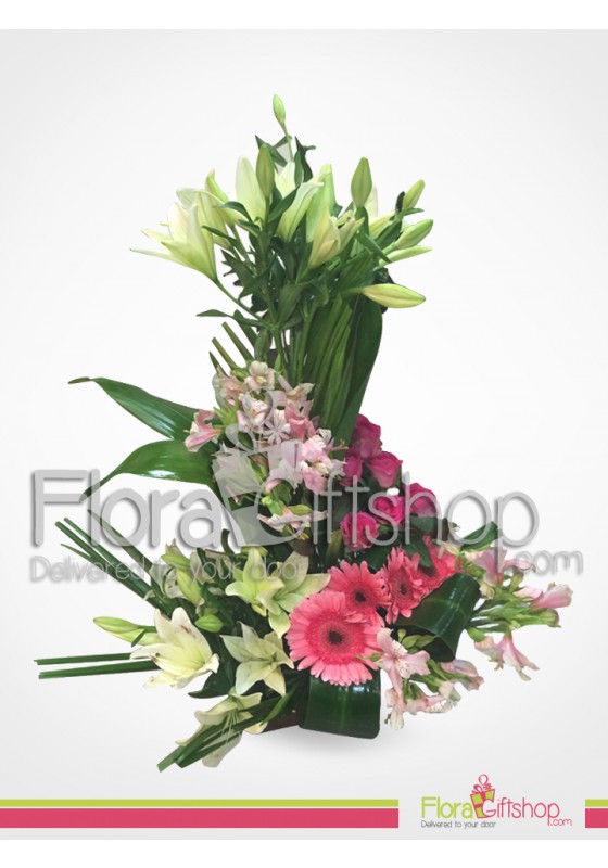 Simple and Fresh Flowers Bouquet
